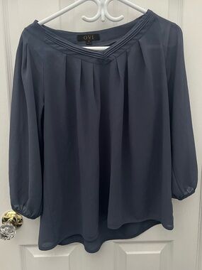 OVI Navy Pleated V-Neck Long Sleeve Blouse